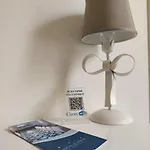 Alojamento de Acomodação e Pequeno-almoço Sotto Le Stelle Ai Decumani 4*