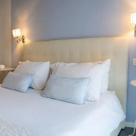 Sotto Le Stelle Ai Decumani Bed and Breakfast Νάπολη