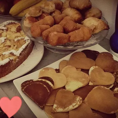 Sotto Le Stelle Ai Decumani Couette-café Naples