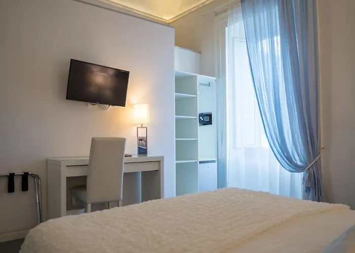 Bed & Breakfast Sotto Le Stelle Ai Decumani 4*