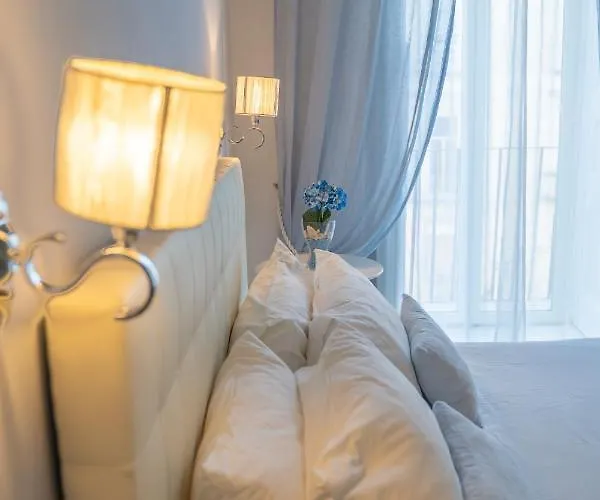 Sotto Le Stelle Ai Decumani 4*