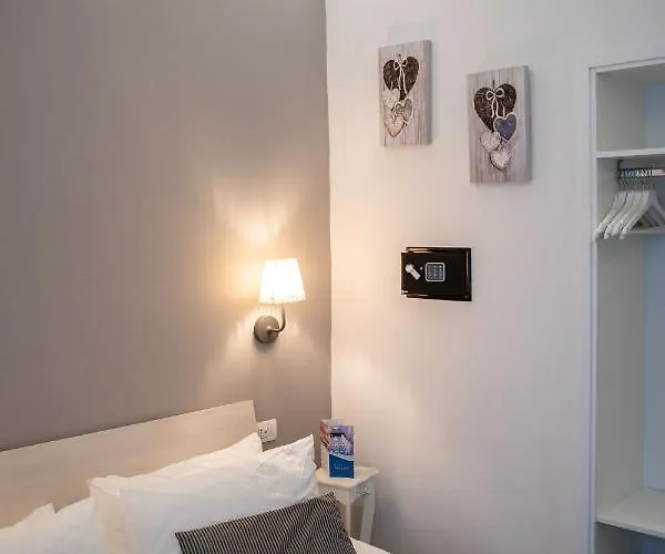 Sotto Le Stelle Ai Decumani