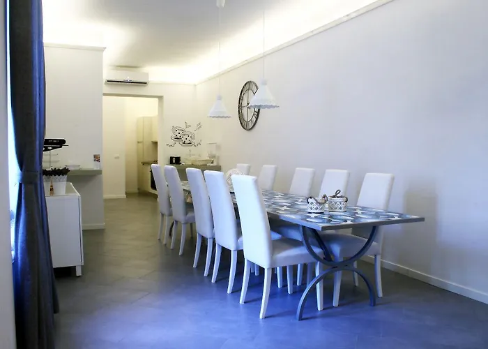 Bed & Breakfast Sotto Le Stelle Ai Decumani 4*