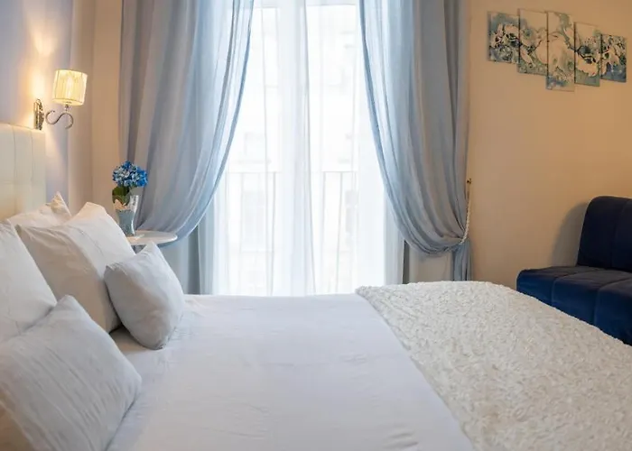 Sotto Le Stelle Ai Decumani Bed & Breakfast Napoli